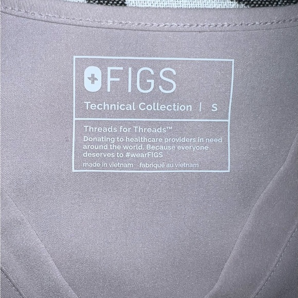Figs Scrubs - Picture 2 of 3